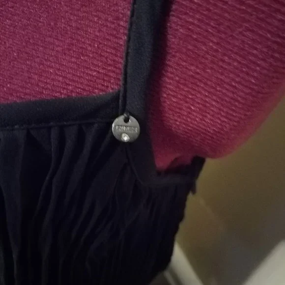 Genuine designer Guess Dress w/ metal tag. New w/out tags. BONUS. - Picture 3 of 8